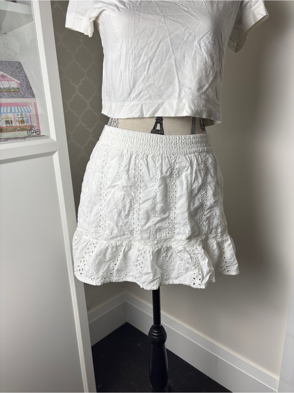 White Abercrombie skort